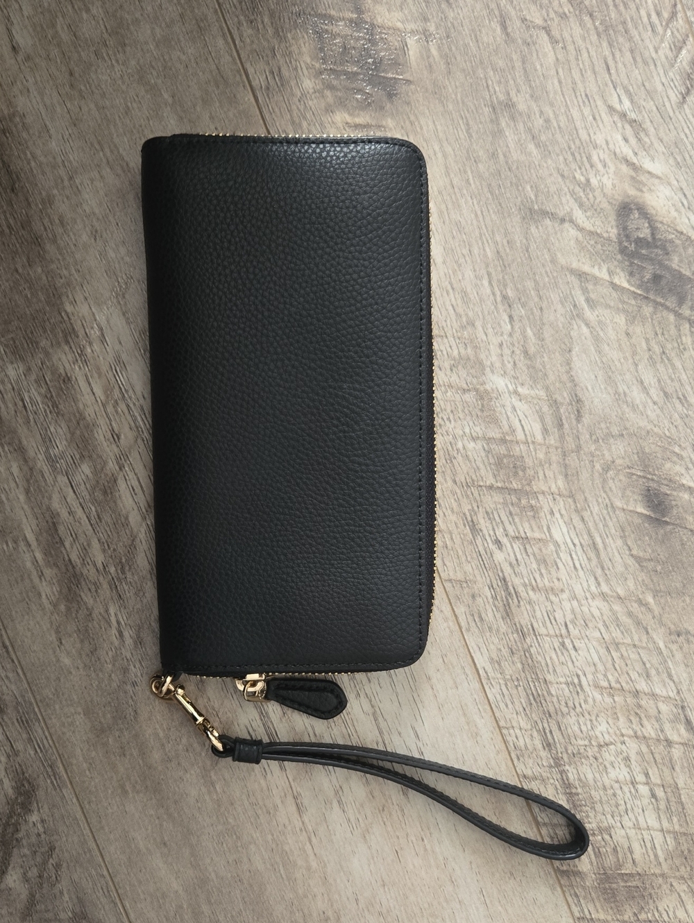 Coach Wallet - Picture 2 of 4